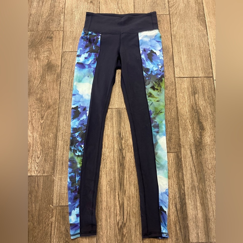 Athleta Tights Navy Blue Floral Size XS